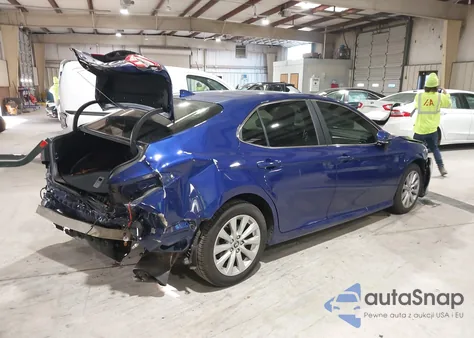 2018 Toyota Camry Le из США, поврежденный, VIN JTNB11HK8J3001197